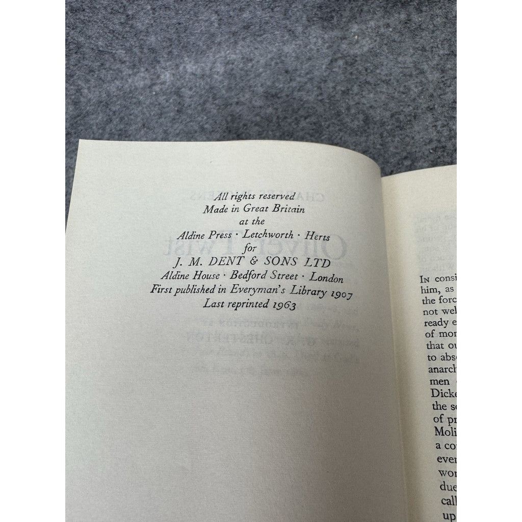 1963 Oliver Twist Charles Dickens Everyman’s Library Hardcover DJ Chesterton