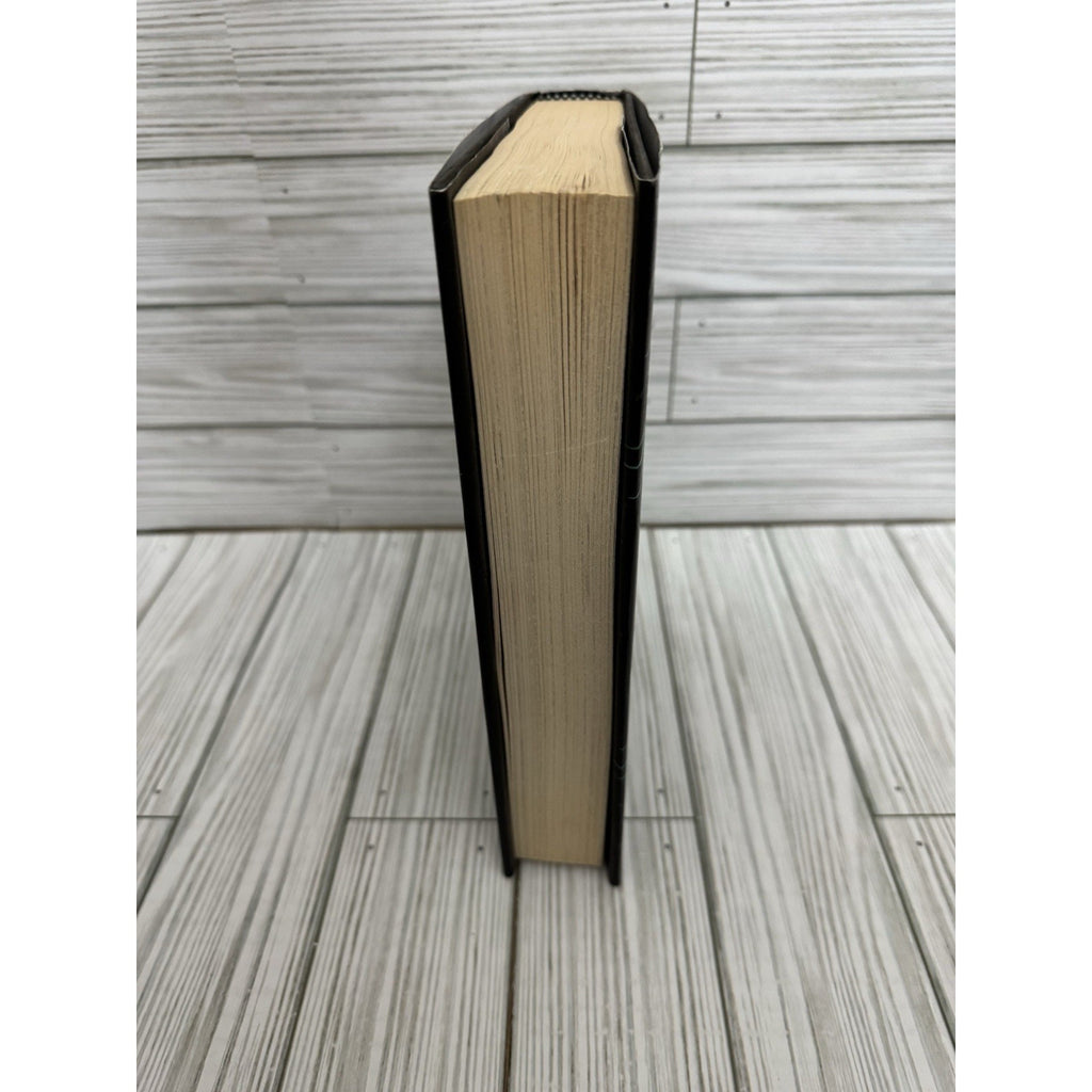 Legendary Stephanie Garber 2018 1st Ed 1st Print HC/DJ Caraval