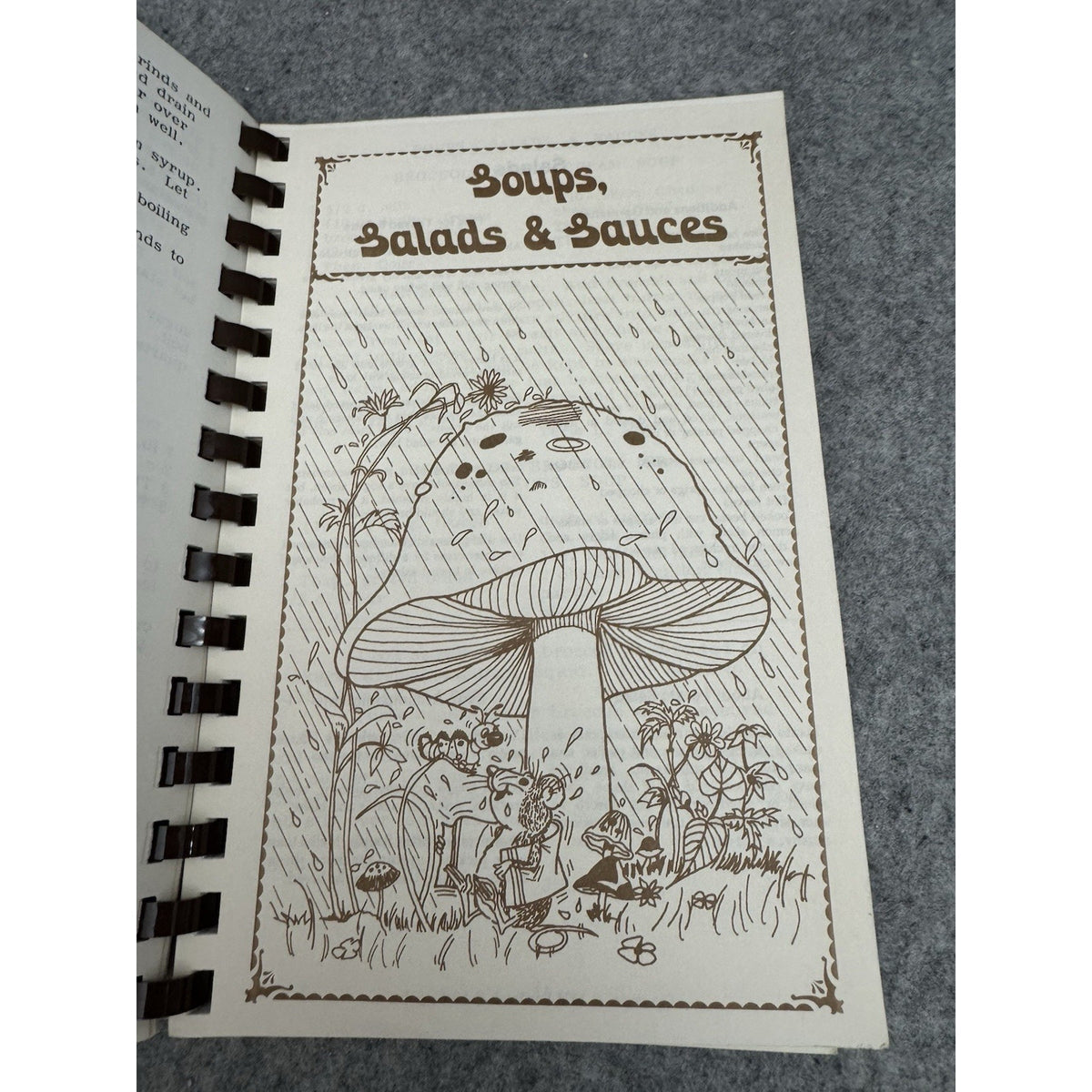 Sharing Our Best Lynnhaven United Methodist Women Cookbook 1985 VA Beach