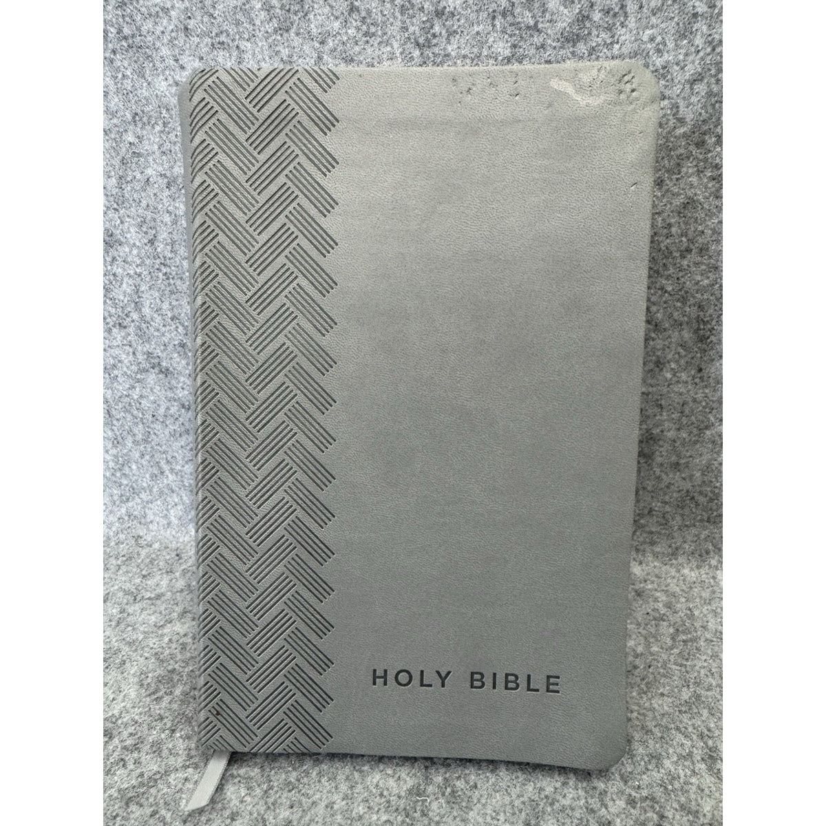 NIV Personal Size Giant Print Bible Gray Leathersoft Zondervan 2022
