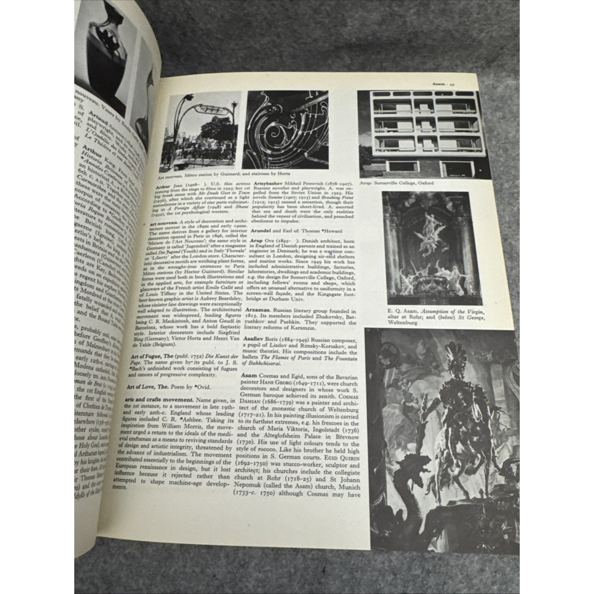 Encyclopedia Of The Arts by Herbert Read 1966 Hardcover