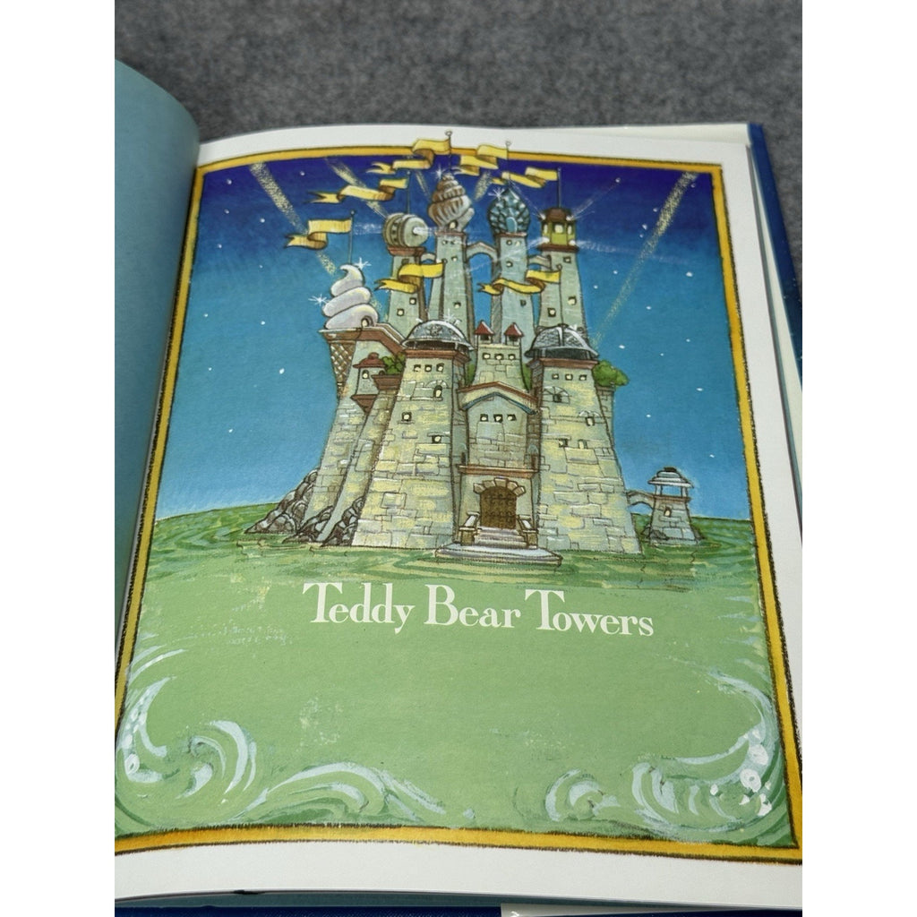 Teddy Bear Towers Bruce Degen 1991 First Edition First Printing Hardcover DJ