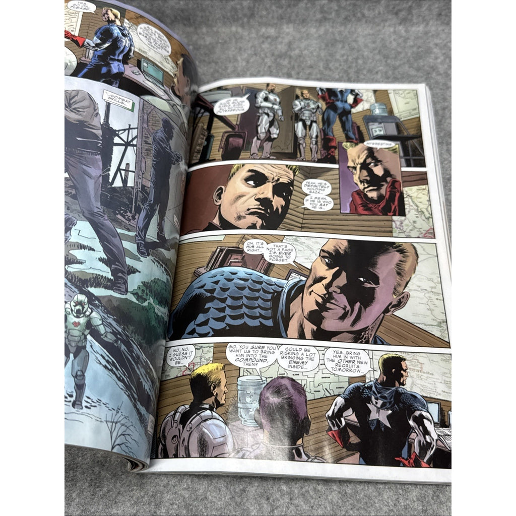 Captain America: Two Americas by Guice, Jackson (Paperback)
