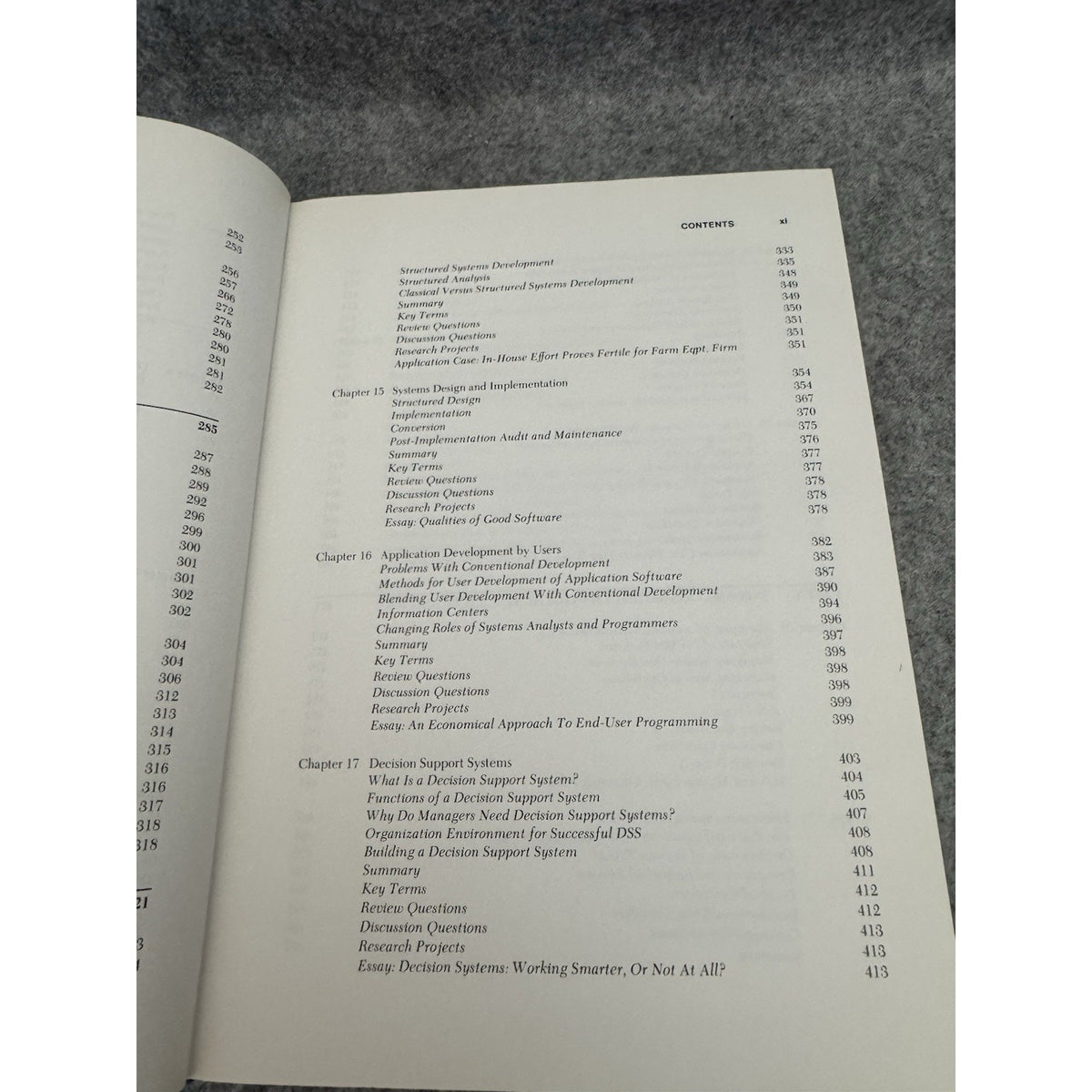 1984 Management Information Systems User Perspective James O Hicks HC VTG