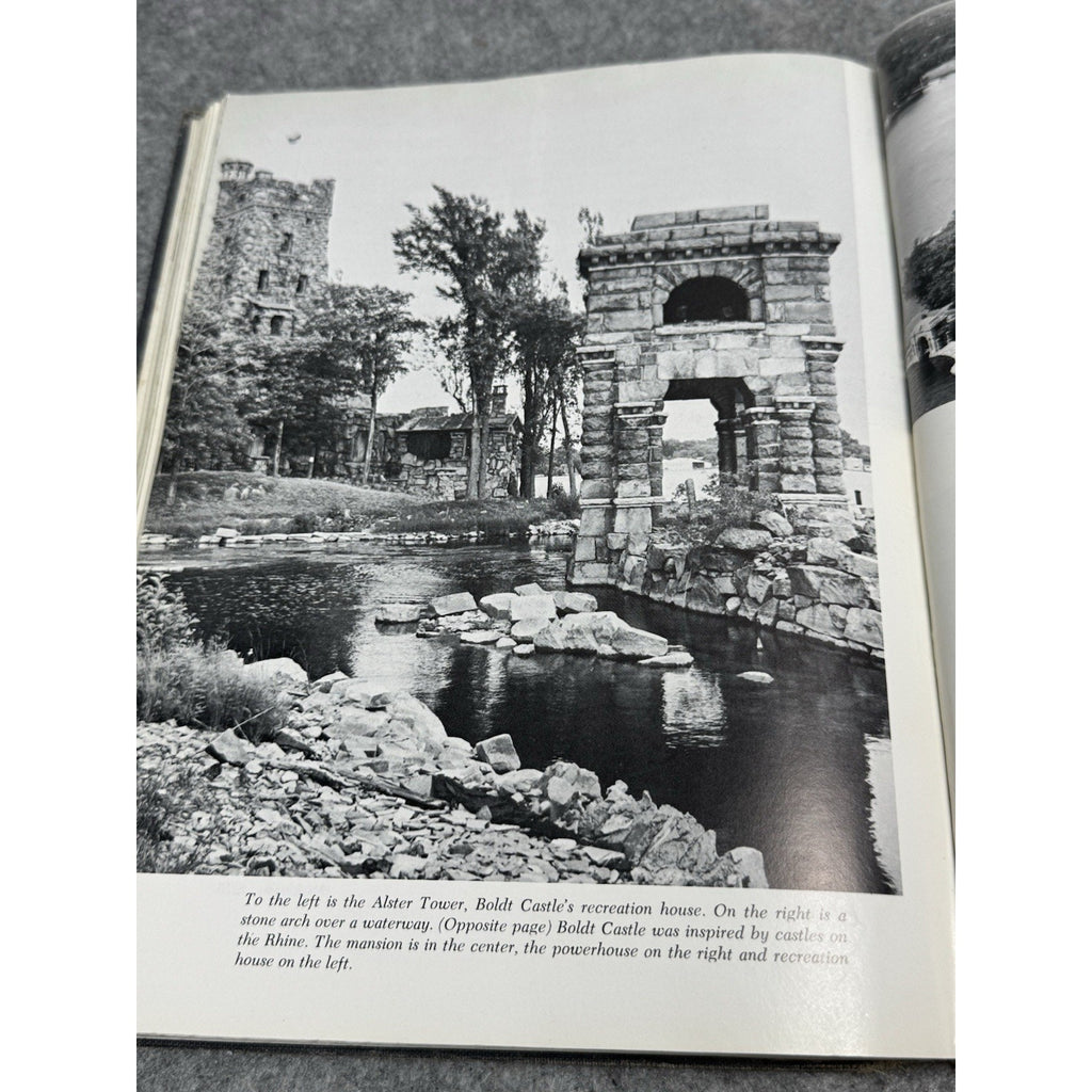 Great American Mansions and Their Stories Merrill Folsom 1963 Architecture