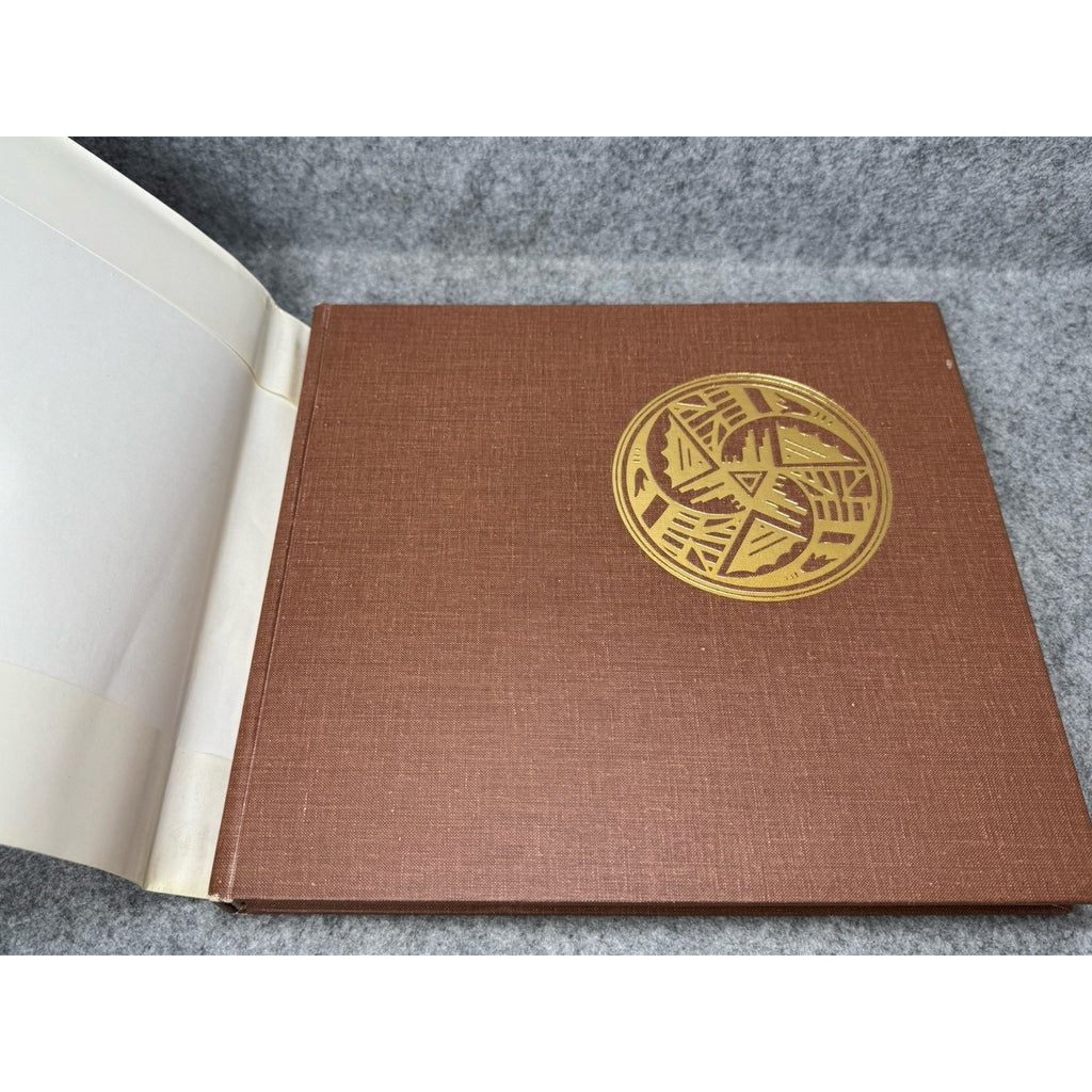 1974 The West of Buffalo Bill Frontier Art Indian Crafts Hardcover DJ Abrams