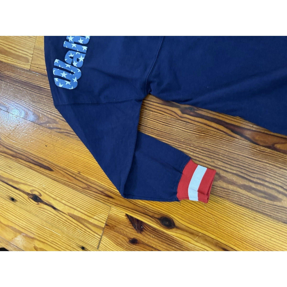 2019 Walt Disney World Spirit Jersey XS Americana Mickey Mouse Navy USA Flag