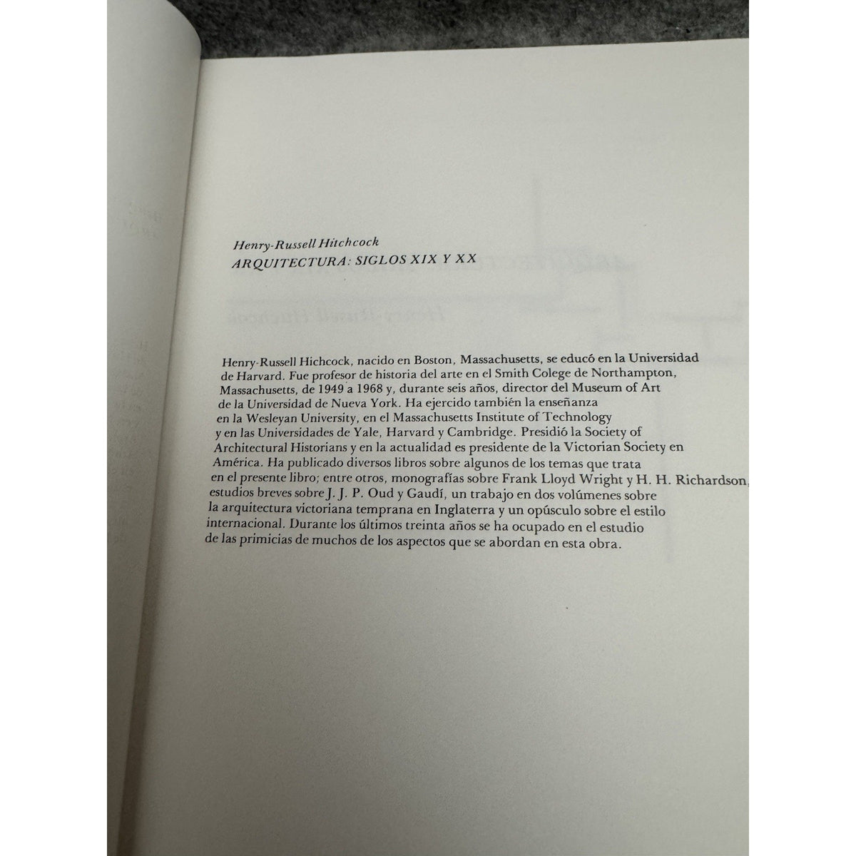 Arquitectura de los Siglos XIX y XX Henry-Russell Hitchcock 1989 PB Spanish