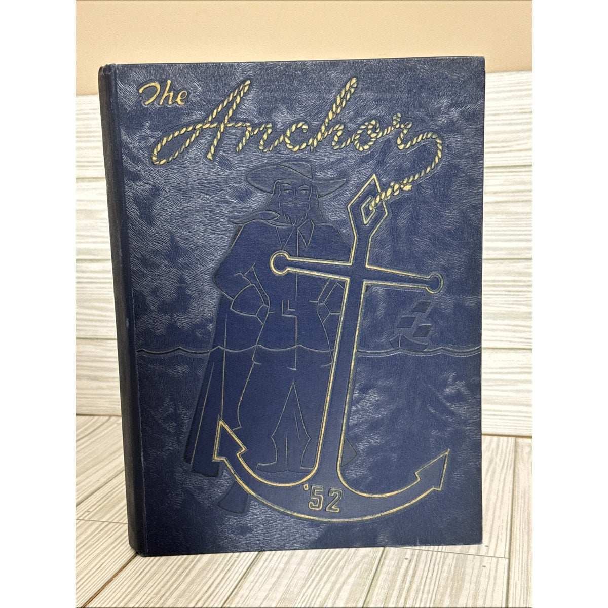 1952 NEWPORT NEWS HIGH SCHOOL YEARBOOK / NEWPORT NEWS, VA. / THE ANCHOR