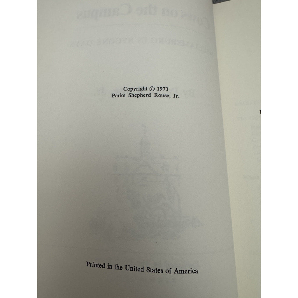 Cows on the Campus Williamsburg in Bygone Days Parke Rouse Jr 1973 HC DJ