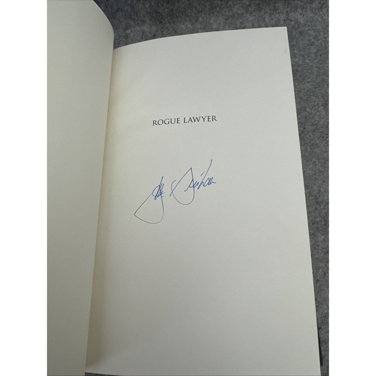 John Grisham Rogue Lawyer Signed First Edition Hardcover Thriller