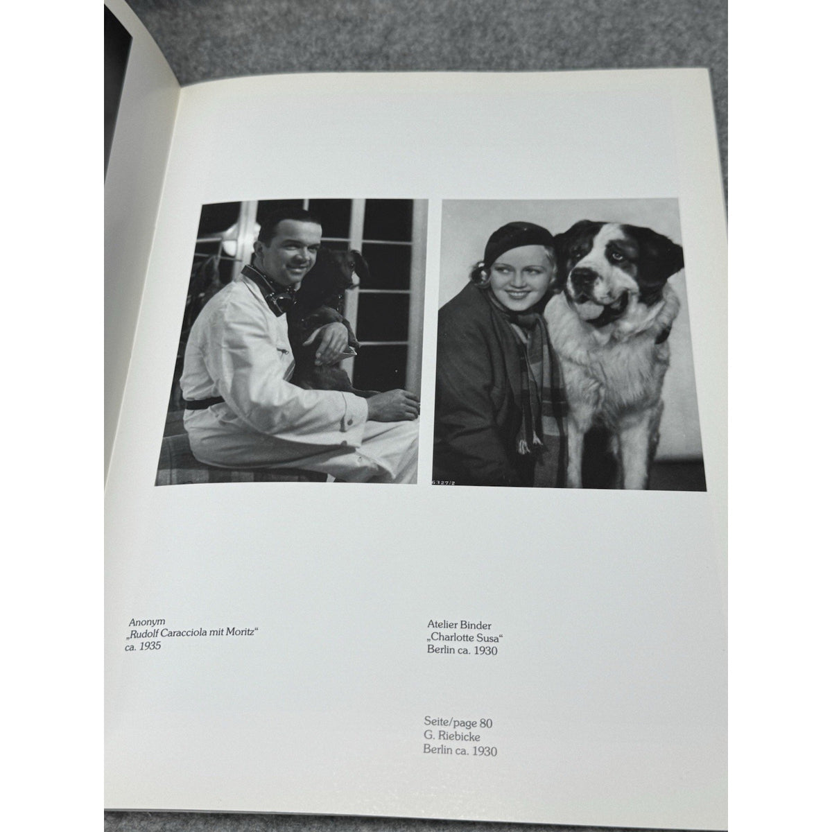 1989 Dogs in Focus 150 Years Photography Uwe Scheid Hunde vor der Kamera