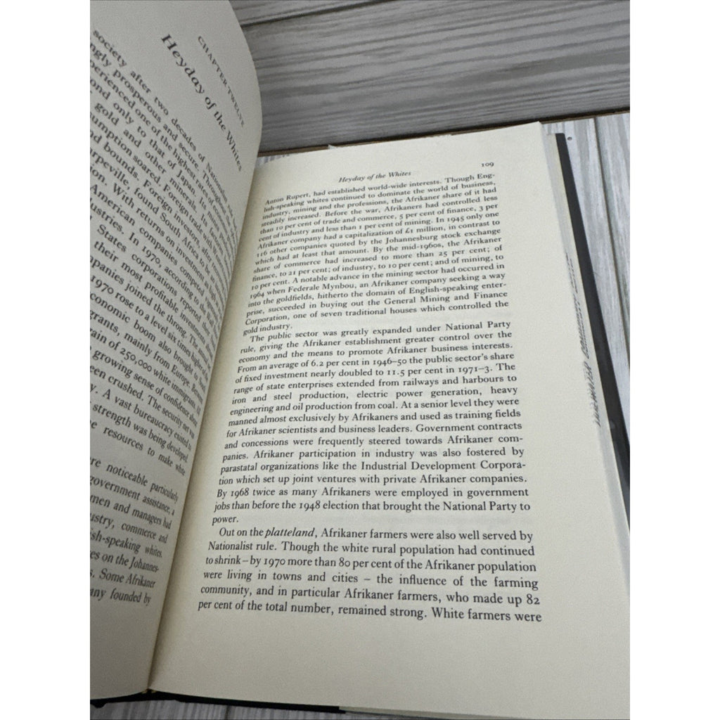 In the Name of Apartheid : South Africa in the Postwar Era by Martin Meredith...