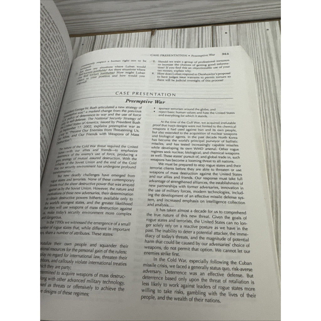 Applying Ethics : A Text with Readings by Jeffrey Olen, Vincent Barry and Julie