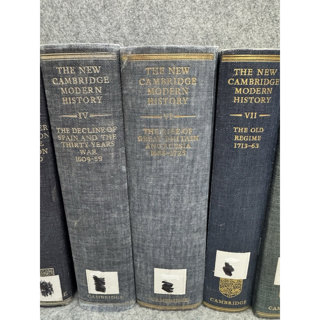New Cambridge Modern History 9 Volume Hardcover Set Cambridge Press