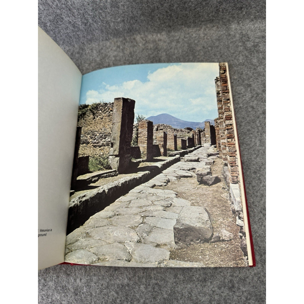Lost Cities Vittoria Calvani 1976 Hardcover Ancient Civilizations