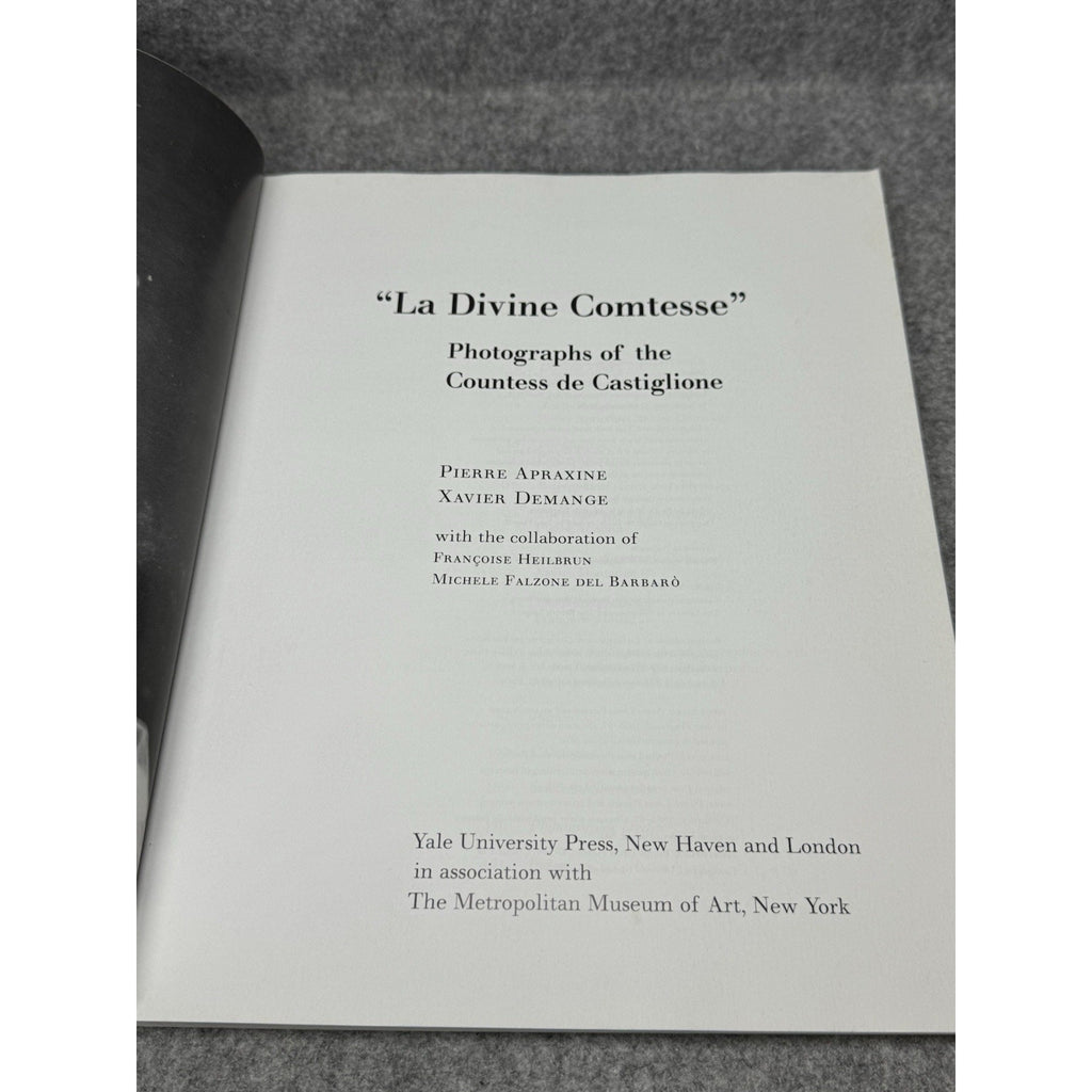 La Divine Comtesse 2000 Countess de Castiglione Photography Fashion