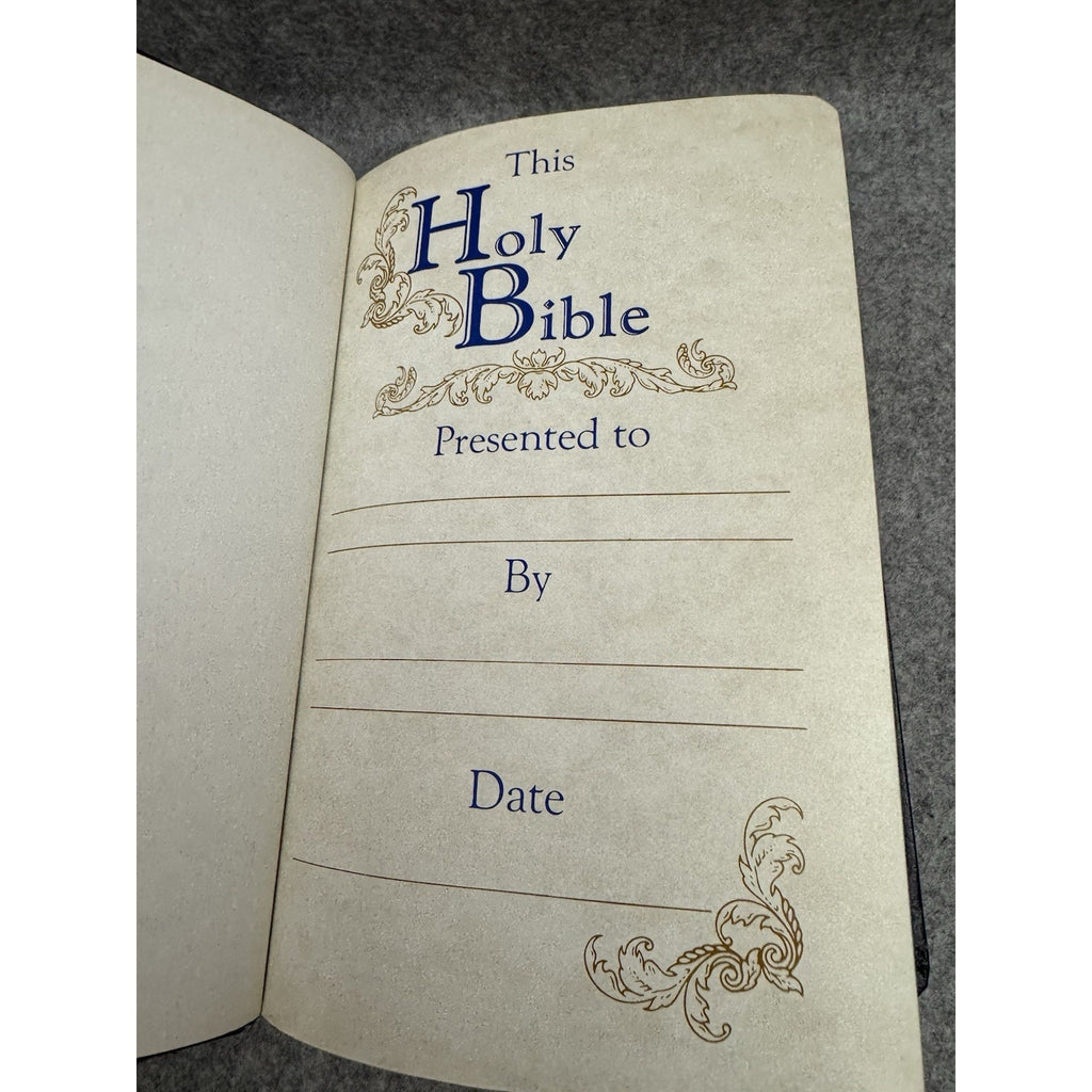 NKJV Holy Bible Giant Print Red Letter References Concordance Thomas Nelson