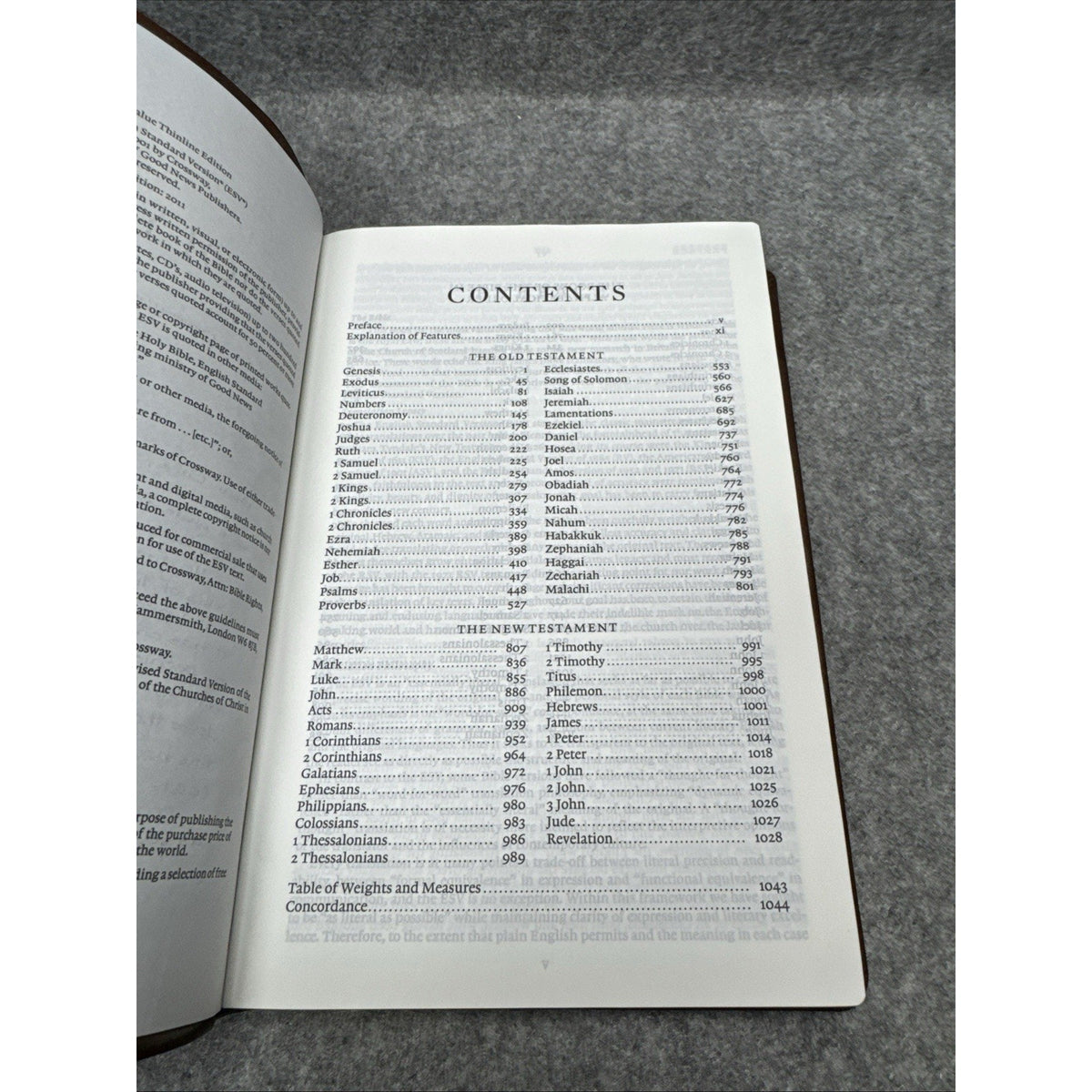 The Holy Bible: English Standard Version Deep Brown Trutone Value Thinline Bible