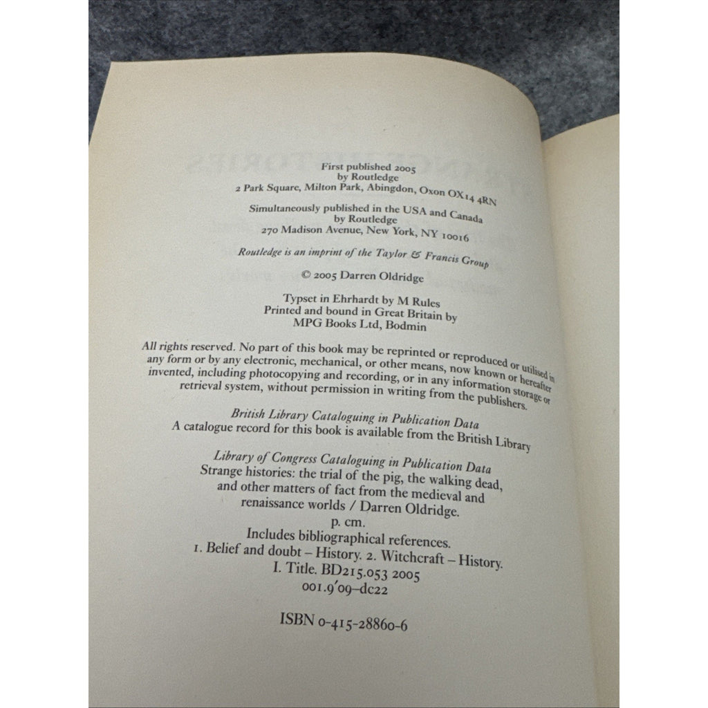 Strange Histories : The Trial of the Pig, the Walking Dead, and Other Matters of