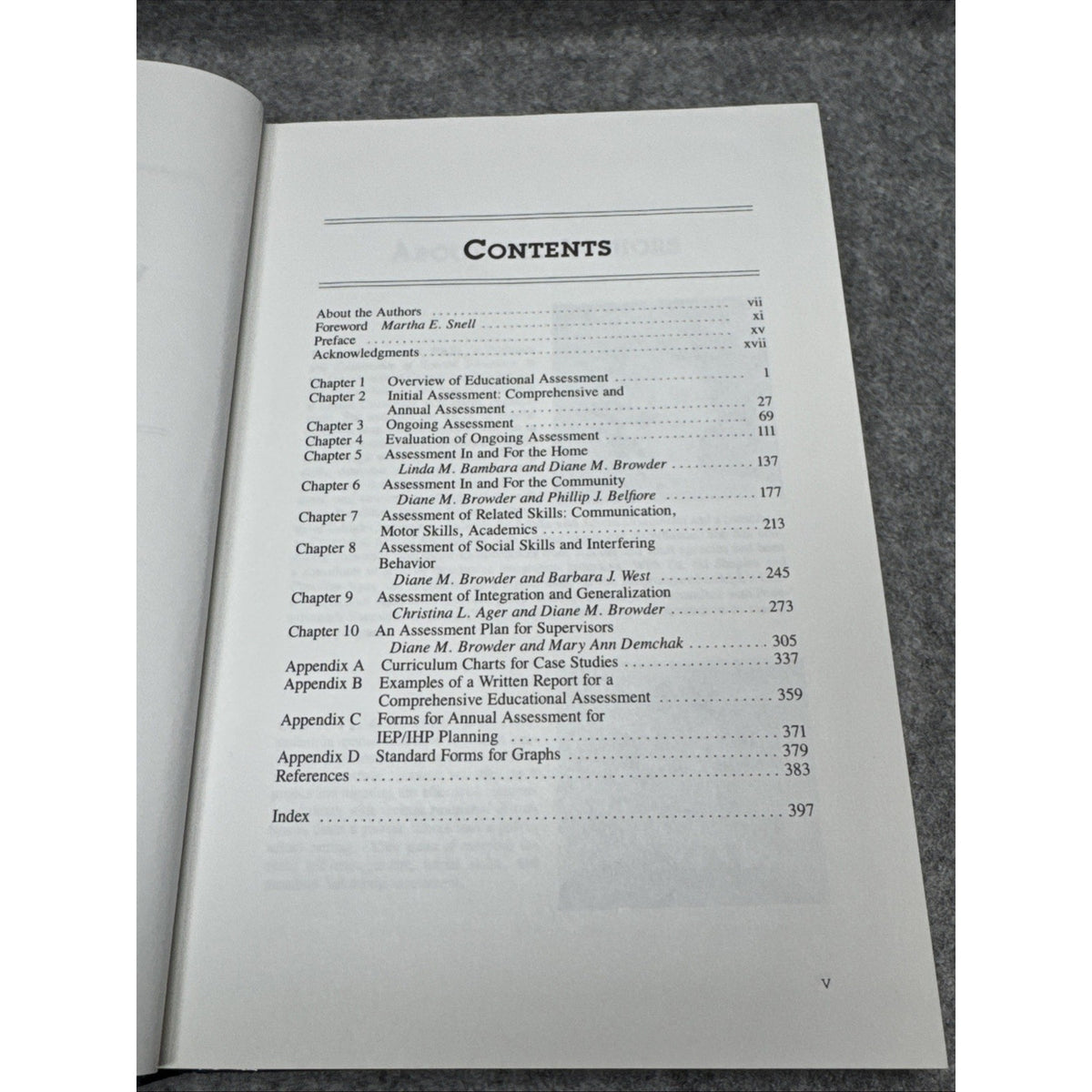 Assessment of Individuals with Severe Disabilities : An Applied Behavior