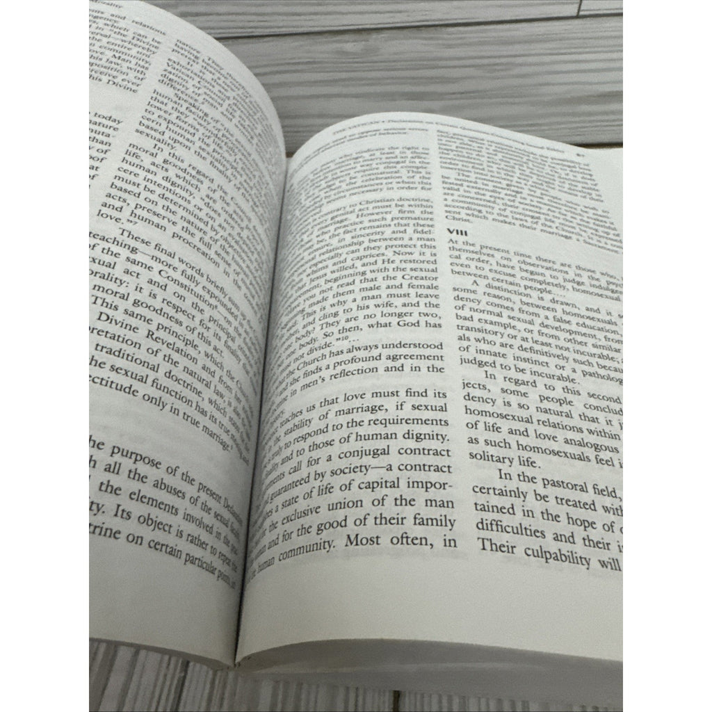 Applying Ethics : A Text with Readings by Jeffrey Olen, Vincent Barry and Julie