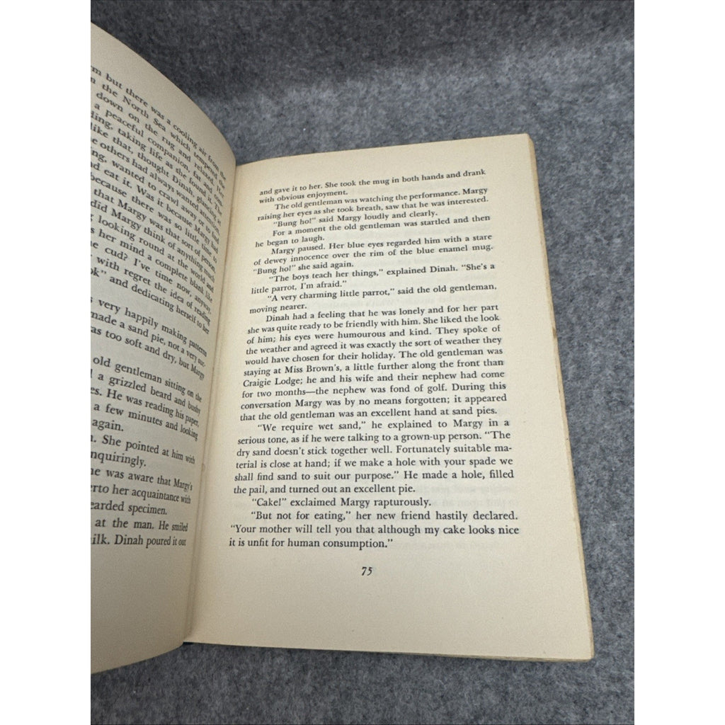 Young Mrs. Savage by D. E. Stevenson (1949 Hardcover)