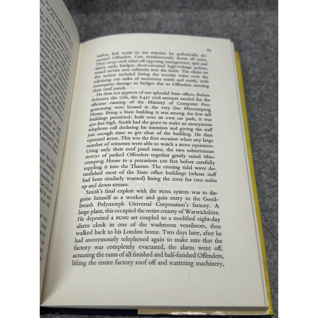 1972 The Racer’s and Driver’s Reader Anthony Harding First Edition HC DJ