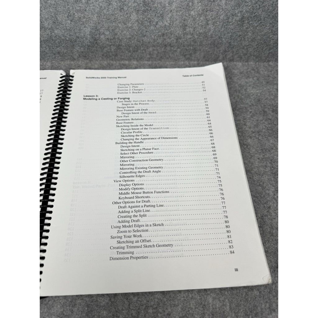SolidWorks 2000 Training Guides Volumes 1 & 2 Parts Assemblies Drawings CD