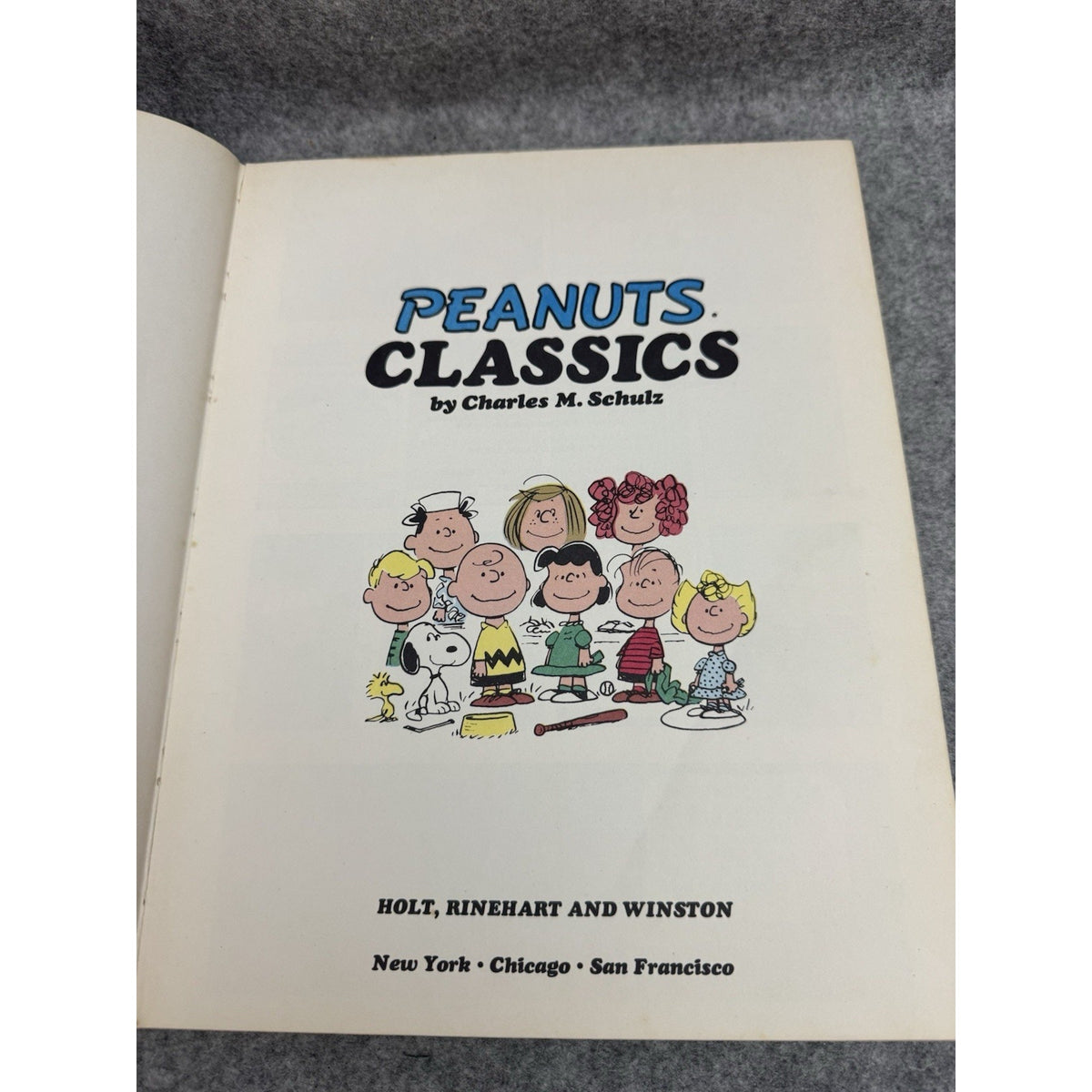 Peanuts Classics 1970 First Edition HC Charles M. Schulz Snoopy Comic Book