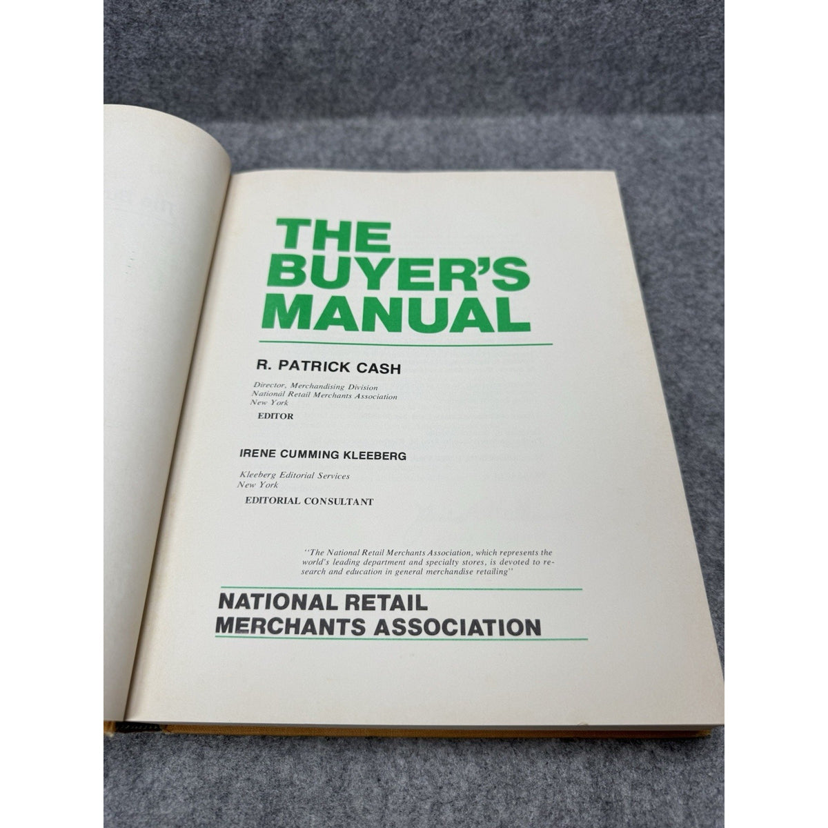 The Buyer’s Manual 1979 R Patrick Cash Retail Merchandising 1st Printing HC