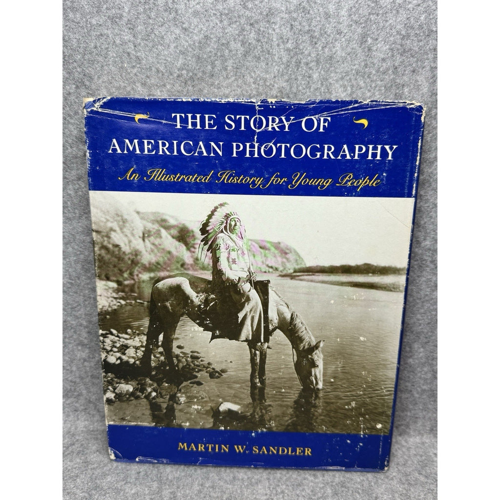 1979 The Story of American Photography Martin Sandler First Edition HC DJ