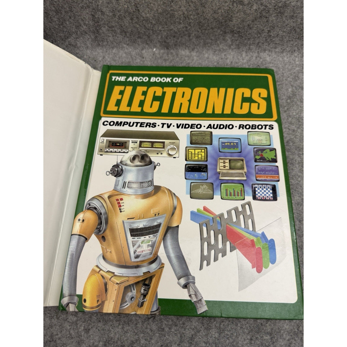 1984 The Arco Book of Electronics HC Computers TV Video Audio Robots
