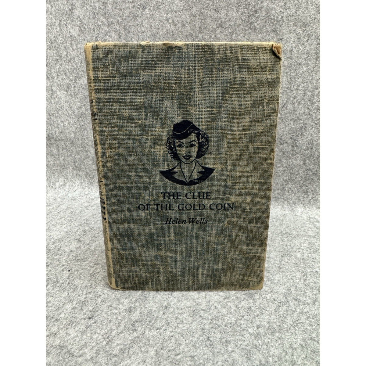 The Clue of the Gold Coin Helen Wells 1958 Vicki Barr Hardcover