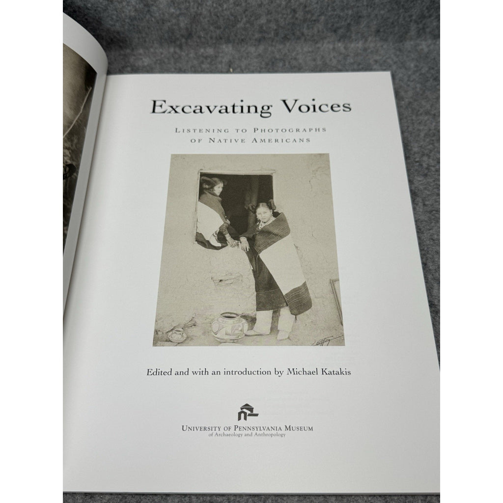 1998 Excavating Voices Native American Photography Michael Katakis Softcover