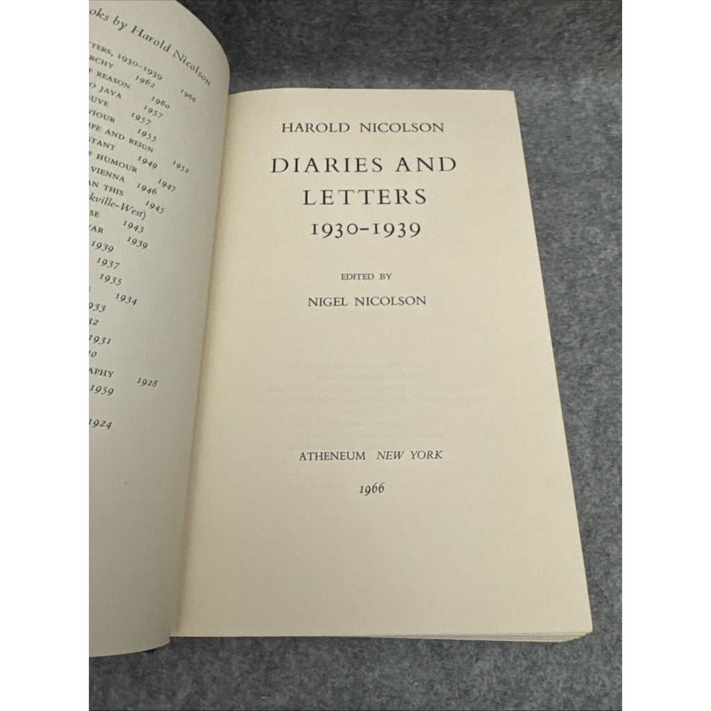 Diaries & Letters 1930-1939 Harold Nicholsen 1966 Atheneum HCDJ