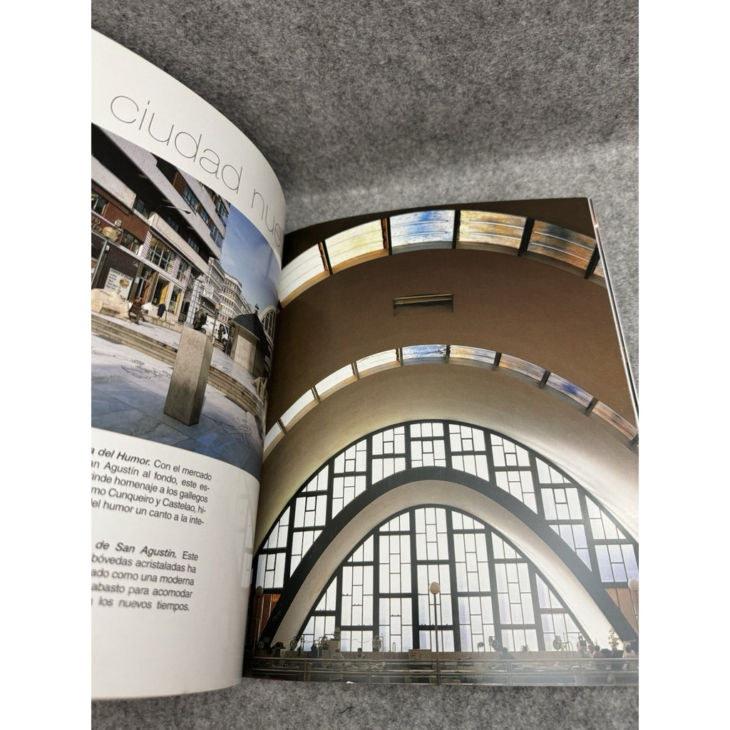 A Coruña Guías Fotográficas Susaeta 2004 Spanish Travel Guide Softcover