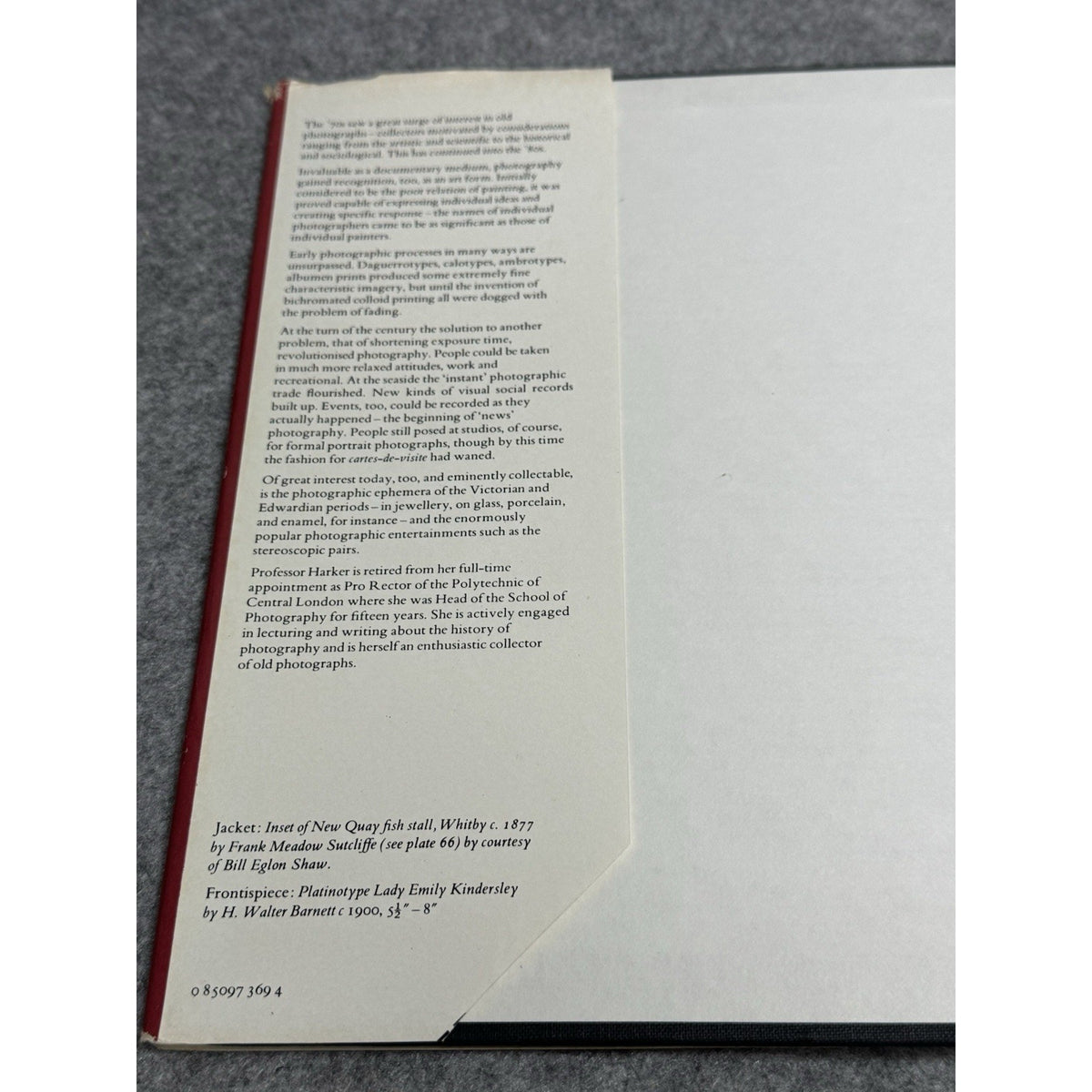 1982 Victorian and Edwardian Photographs Margaret F Harker Hardcover DJ