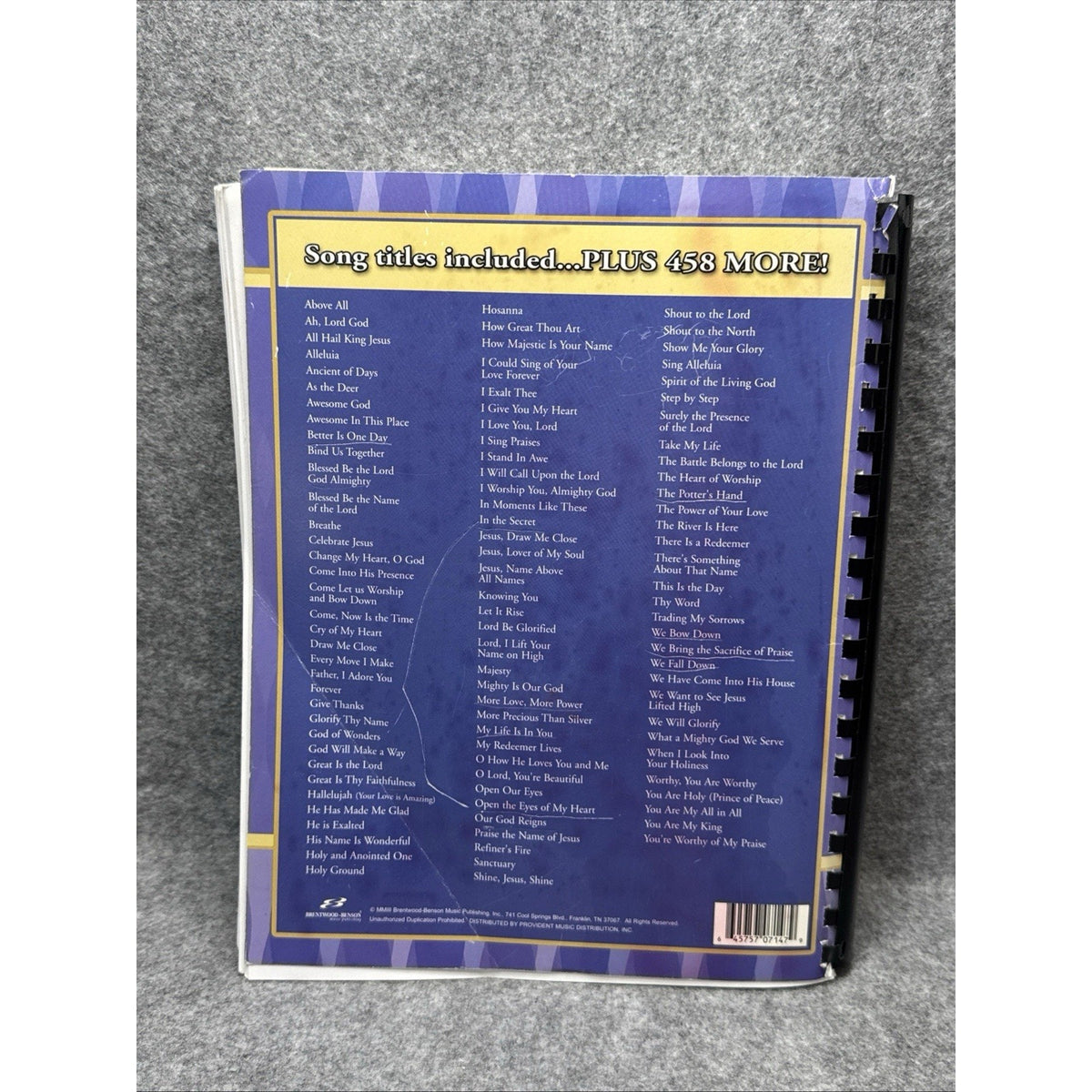 The Praise and Worship Fake Book 500 Songs Leader Band Soloist CCLI Chords Chart