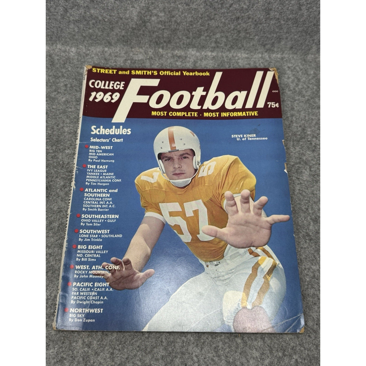 1969 Street & Smith’s College Football Yearbook Steve Kiner Tennessee Vols