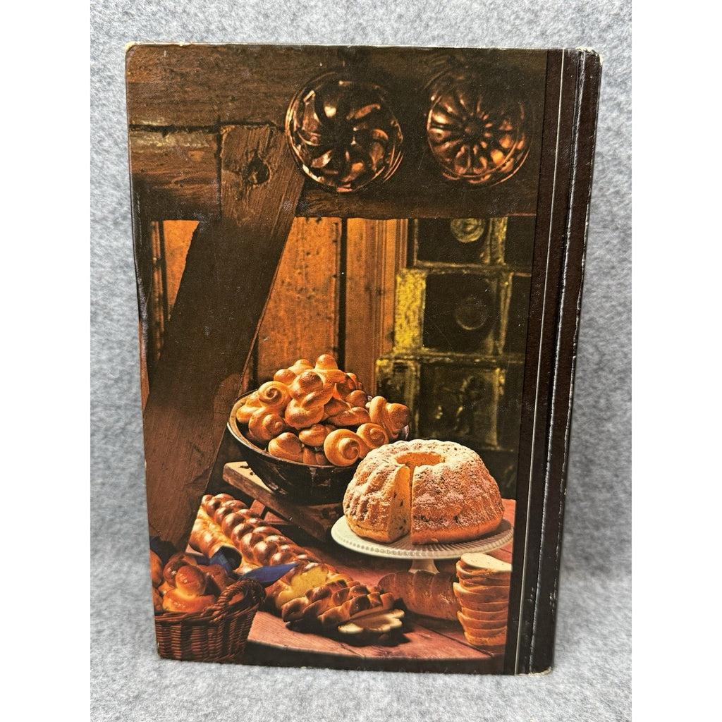 1973 Reader’s Digest Secrets of Better Cooking Vintage Illustrated Cookbook