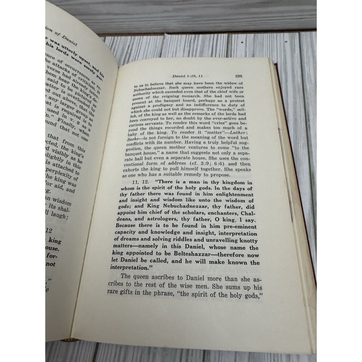 Exposition of Daniel H C Leupold 1961 HC Augsburg