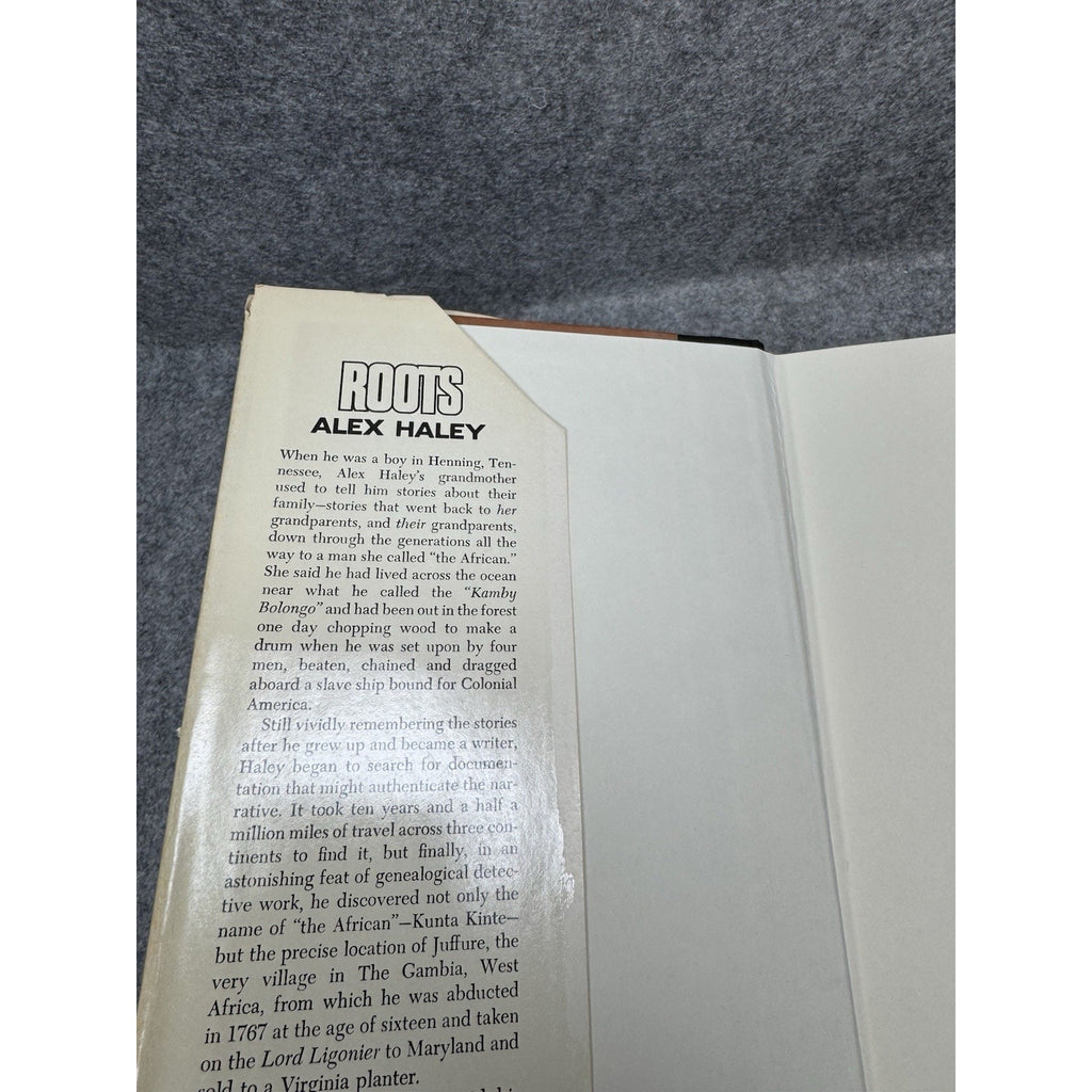 Roots Alex Haley 1976 Stated First Edition Hardcover Dust Jacket