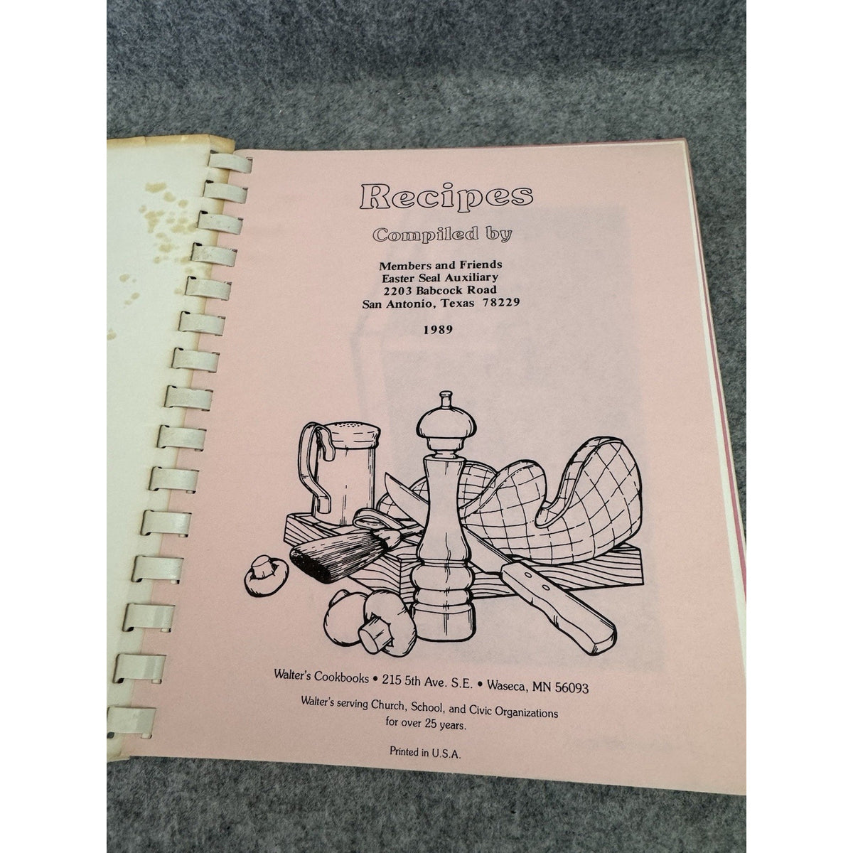 1989 Easter Seals Cooks Cookbook San Antonio TX Spiral Bound Recipes