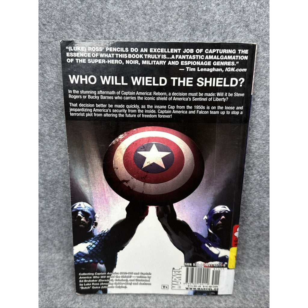 Captain America: Two Americas by Guice, Jackson (Paperback)