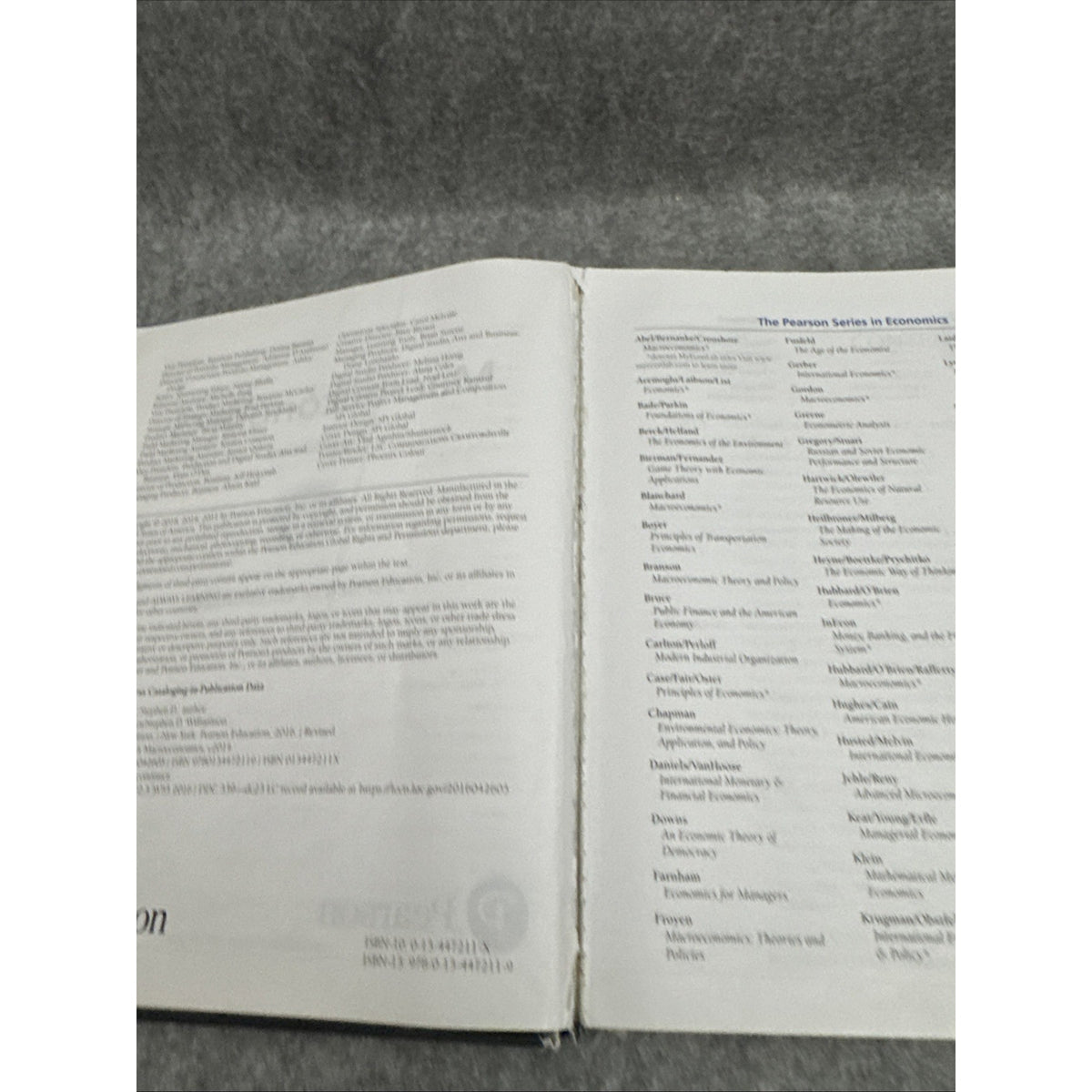 Macroeconomics (The Pearson - Hardcover, by Williamson Stephen - Acceptable
