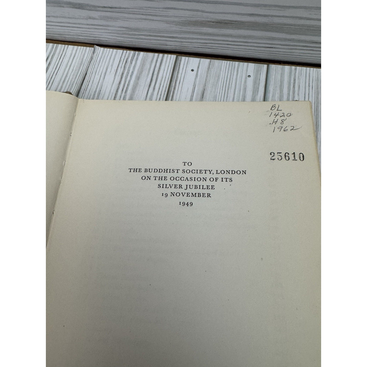 Buddhism Christmas Humphreys 1962 HC Cassell Belle Sauvage Library