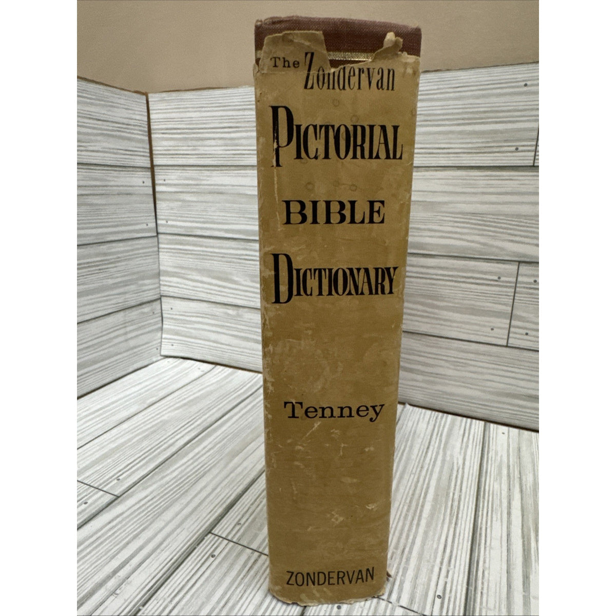 The Zondervan Pictorial Bible Dictionary Edited by Merrill Tenney 1963