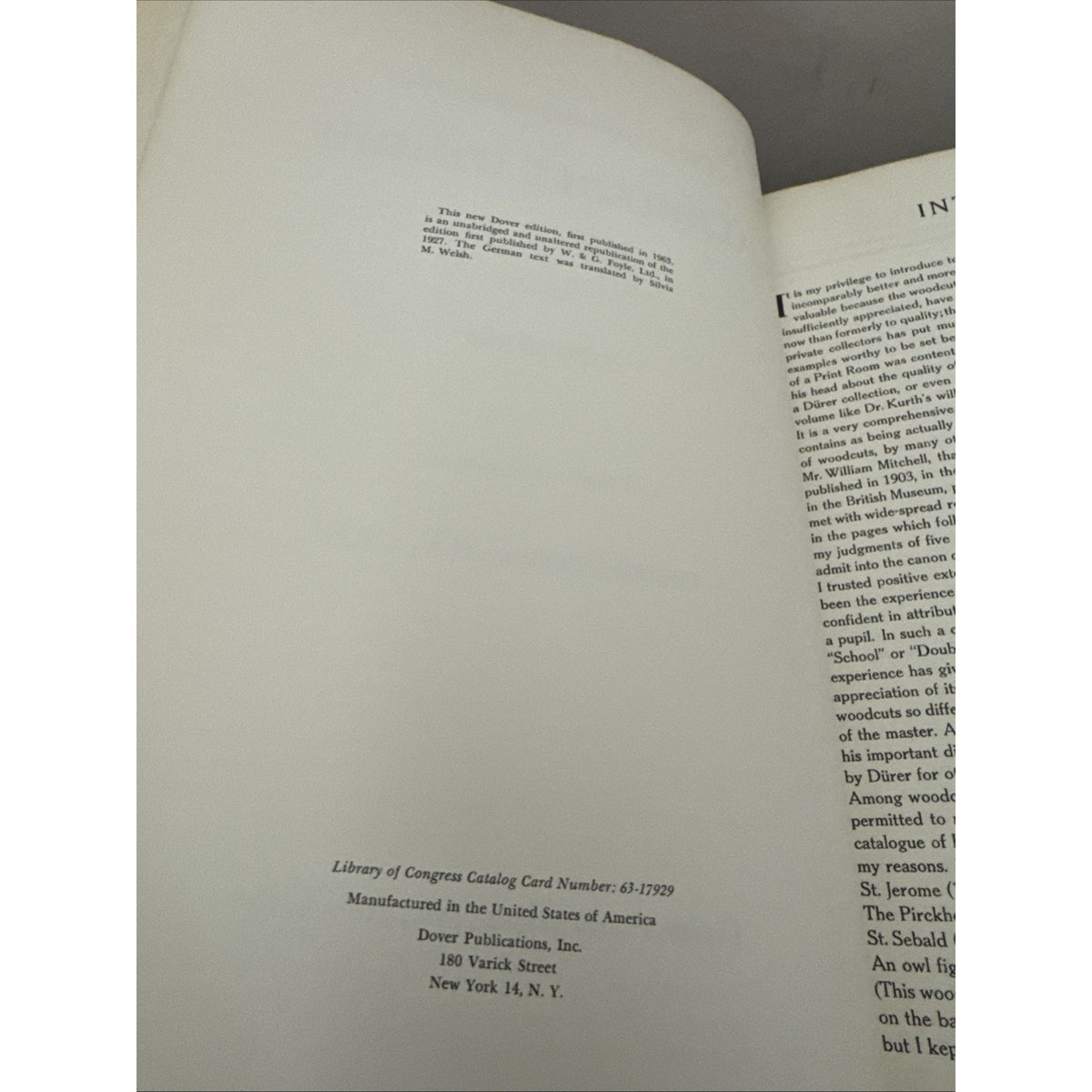 THE COMPLETE WOODCUTS OF ALBRECHT DURER Edited by Dr. Willi Kurth DOVER 1963