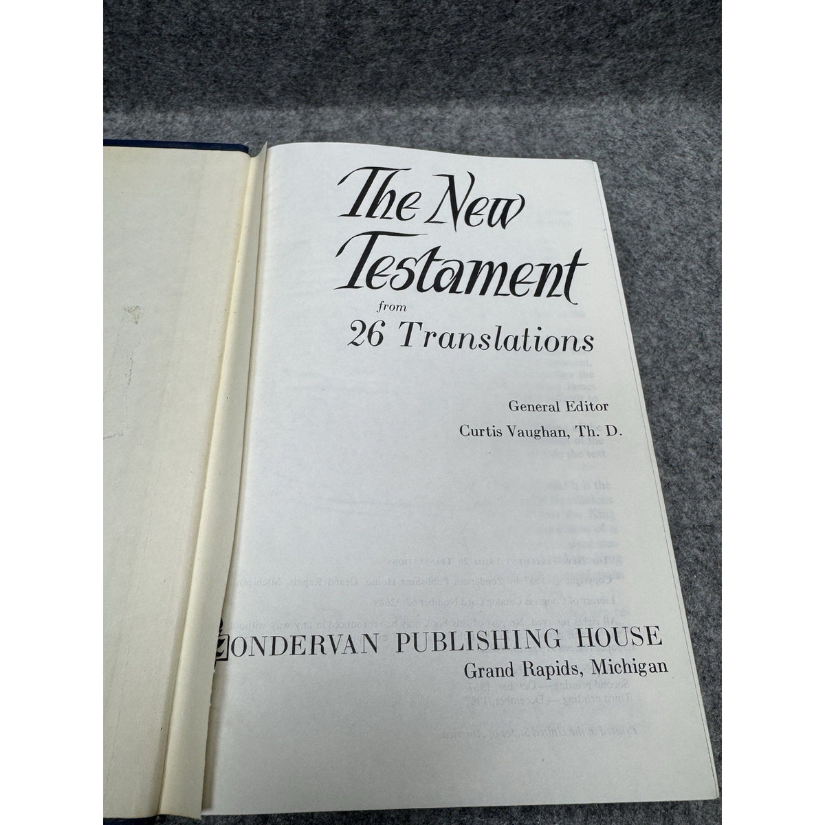 1967 New Testament From 26 Translations Curtis Vaughan Zondervan Hardcover